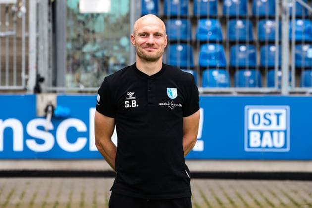 Co-Trainer Silvio Bankert, 1. FC Magdeburg - 2. Fussball Bundesliga Porträttermin 2. BL 2024 2025 offizieller Fototermin 1. FC Magdeburg in der Avnet Arena in Magdeburg - Porträt, Portrait, Einzelbild, Deutschland, Fussball, Maenner, GER, 18.07.2024