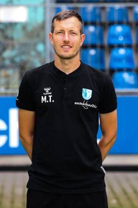 Torwarttrainer Matthias Tischer, 1. FC Magdeburg - 2. Fussball Bundesliga Porträttermin 2. BL 2024 2025 offizieller Fototermin 1. FC Magdeburg in der Avnet Arena in Magdeburg - Porträt, Portrait, Einzelbild, Deutschland, Fussball, Maenner, GER, 18.07.2024