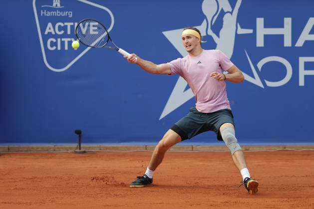Tennis Herren ATP, Tennis Herren Tennis Herren Tour 500 European Open Hamburg, Hamburg Open ATP 500 2024 , 19.07.2024 , Alexander Zverev GER spielt eine Vorhand Copyright: FernandoxSoares