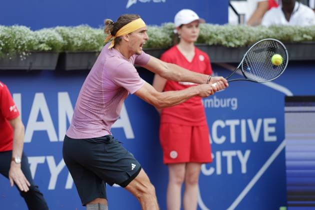 Tennis Herren ATP, Tennis Herren Tennis Herren Tour 500 European Open Hamburg, Hamburg Open ATP 500 2024 , 19.07.2024 , Alexander Zverev GER spielt eine Rückhand Copyright: FernandoxSoares