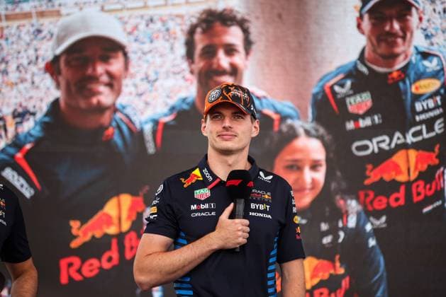 VERSTAPPEN Max (ned), Red Bull Racing RB20, portrait during the Formula 1 Hungarian Grand Prix 2024, 13th round of the 2024 Formula One World Championship, WM, Weltmeisterschaft from July 19 to 21, 2024 on the Hungaroring, in Mogyorod, Hungary - F1 - HUNGARIAN GRAND PRIX 2024 DPPI Panoramic  240720_R13_UNGHERIA_DP_XB5_7106