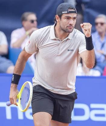 Gstaad: Gstaad Switzerland, 07 20 2024: Matteo Berrettini (ITA) in semi final against Stefanos Tsitsipas (GRE) during EFG Swiss Open. during EFG Swiss Open Gstaad, International Tennis match in Gstaad, Switzerland, July 20 2024 International Tennis match - EFG Swiss Open Gstaad  - ZUMAp169 20240720_zsa_p169_114 Copyright: xPatrickxDancel IPAxSportx