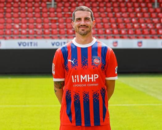 GER; FC Heidenheim 1846; 1. Bundesliga, Portraettermin 2024 2025, 19.07.2024, Norman Theuerkauf (FC Heidenheim, 30) DFB DFL regulations prohibit any use of photographs as image sequences and or quasi-video. GER; FC Heidenheim 1846; 1. Bundesliga, Portraettermin 2024 2025, 19.07.2024 Heidenheim Copyright: xEibner-Pressefoto RogerxBuerkex EP_RBE