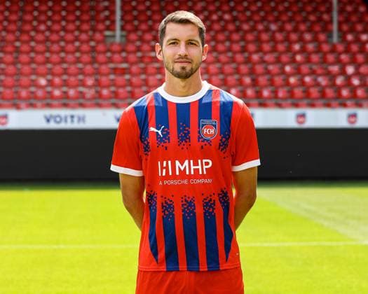 GER; FC Heidenheim 1846; 1. Bundesliga, Portraettermin 2024 2025, 19.07.2024, Marvin Pieringer (FC Heidenheim, 18) DFB DFL regulations prohibit any use of photographs as image sequences and or quasi-video. GER; FC Heidenheim 1846; 1. Bundesliga, Portraettermin 2024 2025, 19.07.2024 Heidenheim Copyright: xEibner-Pressefoto RogerxBuerkex EP_RBE