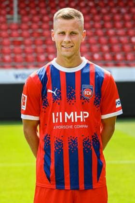GER; FC Heidenheim 1846; 1. Bundesliga, Portraettermin 2024 2025, 19.07.2024, Adrian Beck (FC Heidenheim, 21) DFB DFL regulations prohibit any use of photographs as image sequences and or quasi-video. GER; FC Heidenheim 1846; 1. Bundesliga, Portraettermin 2024 2025, 19.07.2024 Heidenheim Copyright: xEibner-Pressefoto RogerxBuerkex EP_RBE