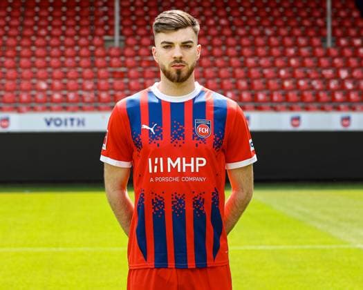 GER; FC Heidenheim 1846; 1. Bundesliga, Portraettermin 2024 2025, 19.07.2024, Julian Niehues(FC Heidenheim 16) DFB DFL regulations prohibit any use of photographs as image sequences and or quasi-video. GER; FC Heidenheim 1846; 1. Bundesliga, Portraettermin 2024 2025, 19.07.2024 Heidenheim Copyright: xEibner-Pressefoto RogerxBuerkex EP_RBE