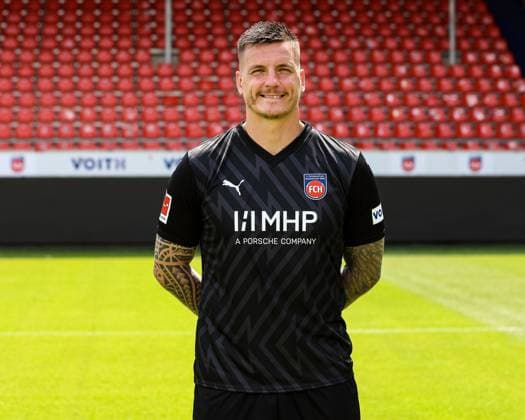 GER; FC Heidenheim 1846; 1. Bundesliga, Portraettermin 2024 2025, 19.07.2024, Kevin Mueller (FC Heidenheim 01) DFB DFL regulations prohibit any use of photographs as image sequences and or quasi-video. GER; FC Heidenheim 1846; 1. Bundesliga, Portraettermin 2024 2025, 19.07.2024 Heidenheim Copyright: xEibner-Pressefoto RogerxBuerkex EP_RBE