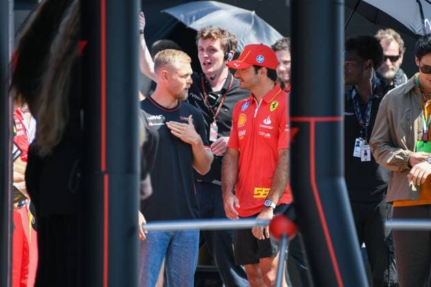 Formel 1 Budapest Ungarn, 20.07.2024 Kevin Magnussen 20, MoneyGram Haas F1 Team und Carlos Sainz 55, Scuderia Ferrari; Formel 1 Budapest Ungarn, 20.07.2024 Copyright: xBEAUTIFULxSPORTS Erlhofx