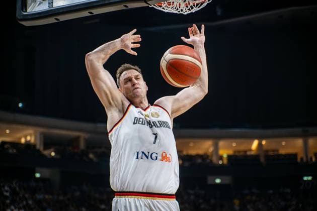 Basketball Berlin 19.07.2024 Länderspiel Testspiel Männer Deutschland (GER) - Japan (JPN) Johannes Voigtmann (Deutschland, No.07)