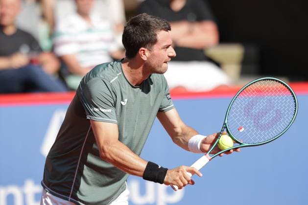 Tennis Herren ATP, Tennis Herren Tennis Herren Tour 500 European Open Hamburg, Hamburg Open ATP 500 2024 , 20.07.2024 , Halbfinale , Pedro Martinez ESP beim Aufschlag Copyright: FernandoxSoares
