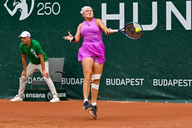 Hungary: Diana Shnaider during the quarter finals match vs. Eva Lys (GER) at the WTA250 Hungarian Gran Prix Tennis on 19th July 2024 at Romai Teniszakademia, Budapest, Hungary International Tennis match - WTA, Tennis Damen Hungarian Grand Prix - Semifinal  - ZUMAp169 20240720_zsa_p169_350 Copyright: xVincenzoxOrlando IPAxSportx