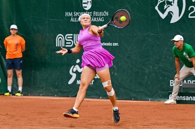 Hungary: Diana Shnaider during the quarter finals match vs. Eva Lys (GER) at the WTA250 Hungarian Gran Prix Tennis on 19th July 2024 at Romai Teniszakademia, Budapest, Hungary International Tennis match - WTA, Tennis Damen Hungarian Grand Prix - Semifinal  - ZUMAp169 20240720_zsa_p169_357 Copyright: xVincenzoxOrlando IPAxSportx