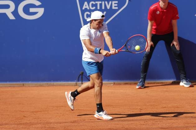 Tennis Herren ATP, Tennis Herren Tennis Herren Tour 500 European Open Hamburg, Hamburg Open ATP 500 2024 , 20.07.2024 , Halbfinale , Sebastian Baez ARG spielt eine Rückhand Copyright: FernandoxSoares