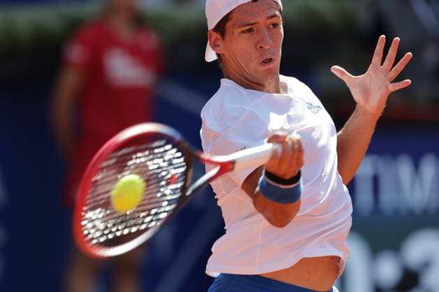 Sport Bilder des Tages Tennis Herren ATP, Tennis Herren Tennis Herren Tour 500 European Open Hamburg, Hamburg Open ATP 500 2024 , 20.07.2024 , Halbfinale , Sebastian Baez ARG spielt eine Vorhand Copyright: FernandoxSoares