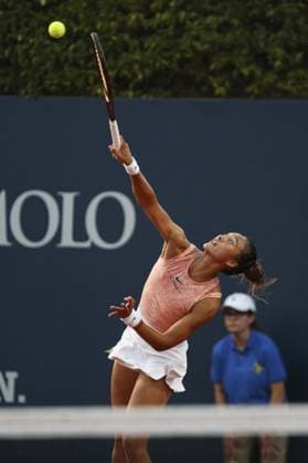 Zheng Qinwen in action during Palermo Open Ladies WTA, Tennis Damen 250, International Tennis match in Palermo, Italy, July 20 2024  Copyright: xMassimilianoxCarnabuci IPAxSportx xx IPA_48144475 IPA_Agency_IPA48144475