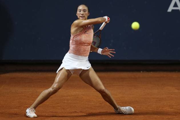 Zheng Qinwen in action during Palermo Open Ladies WTA, Tennis Damen 250, International Tennis match in Palermo, Italy, July 20 2024  Copyright: xMassimilianoxCarnabuci IPAxSportx xx IPA_48144522 IPA_Agency_IPA48144522