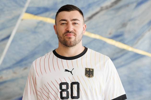 Jannik Kohlbacher (GER, 80); Porträt, Einzelbild, 20.07.2024, Ludwigsburg (Deutschland), Handball, Teamfotos Nationalmannschaften für die Olympischen Spiele