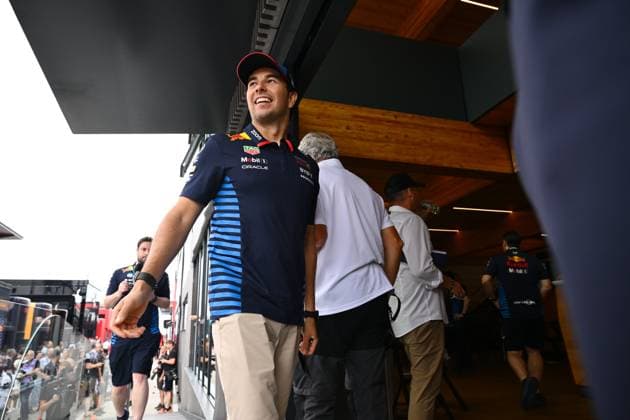 July 21, 2024, Budapest, Budapest, Hungary: Sergio Perez of Red Bull arrives to the paddock beforeo the feature race of the 2024 Formula 1 Hungarian Grand Prix held on the Hungaroring. Budapest Hungary - ZUMAs291 20240721_zip_s291_016 Copyright: xBalintxSzentgallayx