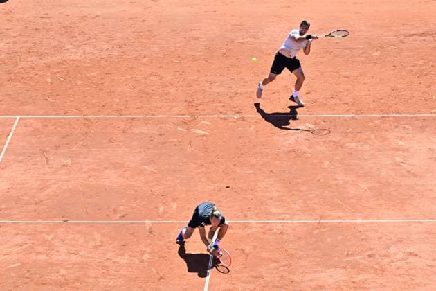 BASTAD, SVERIGE 20240721 Brasiliens Rafael Matos och Orlando Luz under söndagens final i herrarnas dubbel mot Frankrikes Manuel Guinard och Gregoire Jacq i Nordea Open i Bastad. BASTAD SVERIGE x9200x