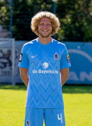 21.07.2024, Fussball 3. Liga 2024 2025, TSV 1860 München, Porträttermin 2024 2025, an der Grünwalderstrasse, München. Jesper Verlaat (TSV 1860 München)