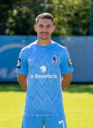 21.07.2024, Fussball 3. Liga 2024 2025, TSV 1860 München, Porträttermin 2024 2025, an der Grünwalderstrasse, München. Julian Guttau (TSV 1860 München)