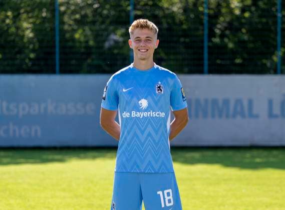 21.07.2024, Fussball 3. Liga 2024 2025, TSV 1860 München, Porträttermin 2024 2025, an der Grünwalderstrasse, München. Tim Kloss (TSV 1860 München)