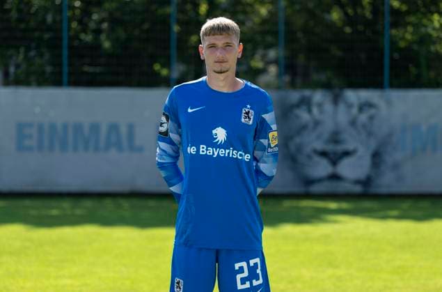 21.07.2024, Fussball 3. Liga 2024 2025, TSV 1860 München, Porträttermin 2024 2025, an der Grünwalderstrasse, München. Torwart Erion Avdija (TSV 1860 München)