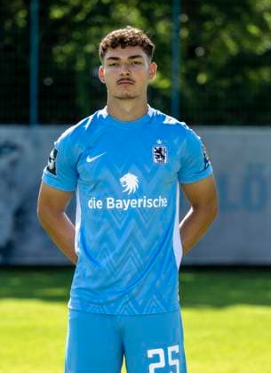 21.07.2024, Fussball 3. Liga 2024 2025, TSV 1860 München, Porträttermin 2024 2025, an der Grünwalderstrasse, München. Sean Dulic (TSV 1860 München)