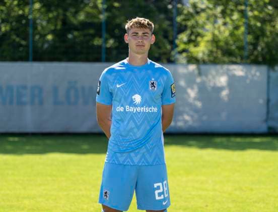 21.07.2024, Fussball 3. Liga 2024 2025, TSV 1860 München, Porträttermin 2024 2025, an der Grünwalderstrasse, München. Florian Bähr (TSV 1860 München)