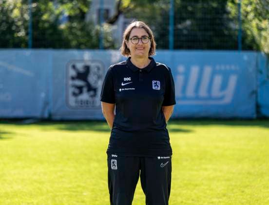 21.07.2024, Fussball 3. Liga 2024 2025, TSV 1860 München, Porträttermin 2024 2025, an der Grünwalderstrasse, München. Teamärztin Monika Mrosek (TSV 1860 München)