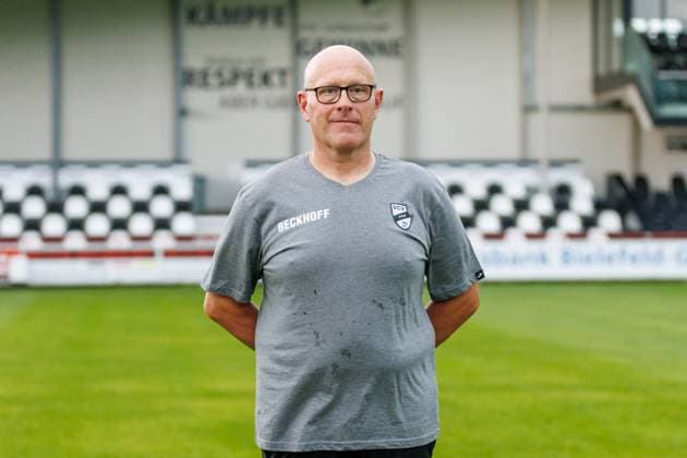 Betreuer Markus Schmand; SC Verl; 3.Liga, Porträttermin 2024 2025 GER, Portraettermin SC Verl, Fussball, 3. Liga, Spielzeit 2024 2025, 21.07.2024 DFL Regulations prohibit any use of photographers as image sequences and or quasi-video. GER, Portraettermin SC Verl, Fussball, 3. Liga, Spielzeit 2024 2025, 21.07.2024 Verl Copyright: xJanxStrohdiekx JSK