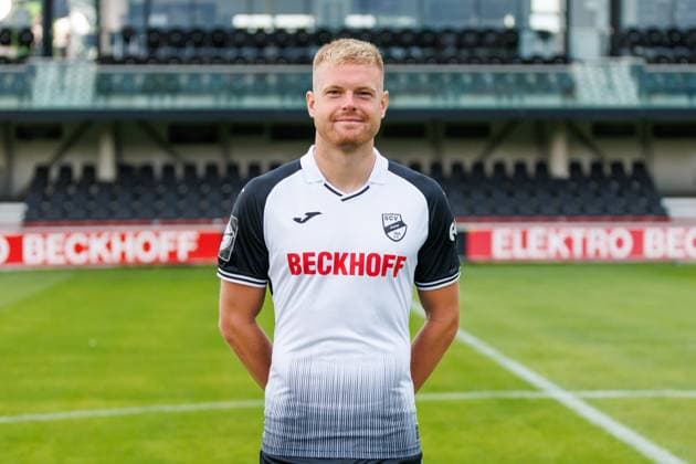 Lars Lokotsch; SC Verl; 3.Liga, Porträttermin 2024 2025 GER, Portraettermin SC Verl, Fussball, 3. Liga, Spielzeit 2024 2025, 21.07.2024 DFL Regulations prohibit any use of photographers as image sequences and or quasi-video. GER, Portraettermin SC Verl, Fussball, 3. Liga, Spielzeit 2024 2025, 21.07.2024 Verl Copyright: xJanxStrohdiekx JSK
