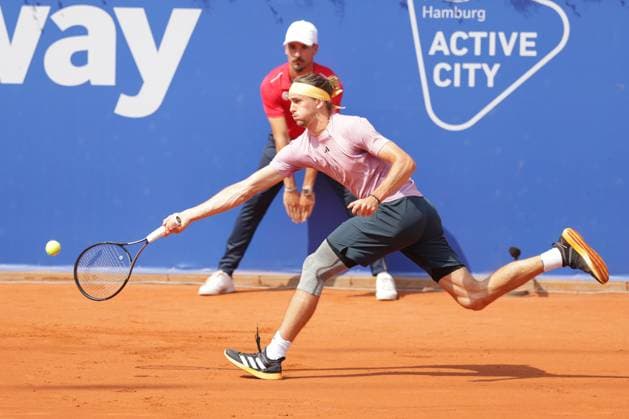 Tennis Herren ATP, Tennis Herren Tennis Herren Tour 500 European Open Hamburg, Hamburg Open ATP 500 2024 , 21.07.2024 , Finale , Alexander Zverev GER spielt eine Vorhand Copyright: FernandoxSoares