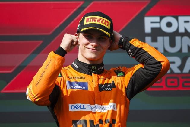PIASTRI Oscar (aus), McLaren F1 Team MCL38, portrait podium celebration during the Formula 1 Hungarian Grand Prix 2024, 13th round of the 2024 Formula One World Championship, WM, Weltmeisterschaft from July 19 to 21, 2024 on the Hungaroring, in Mogyorod, Hungary - F1 - HUNGARIAN GRAND PRIX 2024 DPPI Panoramic  240721_R13_UNGHERIA_DP_EA024486