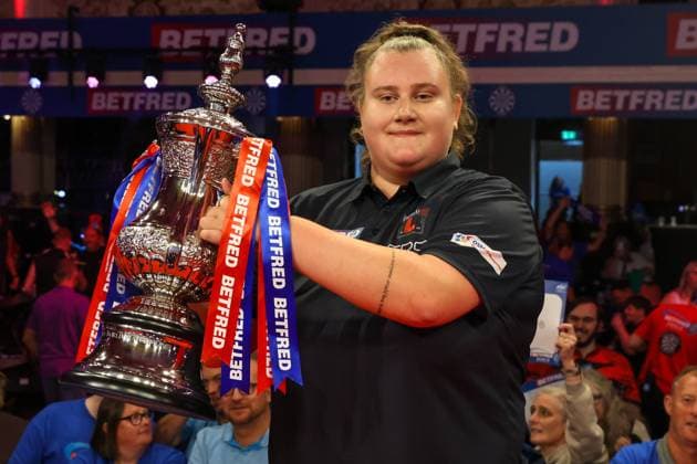 Bilder des Jahres 2024, Sport 07 Juli Sport Themen der Woche KW 29 Sport Bilder des Tages Betfred 2024 Women s World Matchplay Womens Matchplay winner Beau Greaves during the 2024 Betfred Women s World Matchplay darts at Winter Gardens, Blackpool, United Kingdom on 21 July 2024. Editorial use only , Copyright: xShanexHealeyx PSI-19952-0048