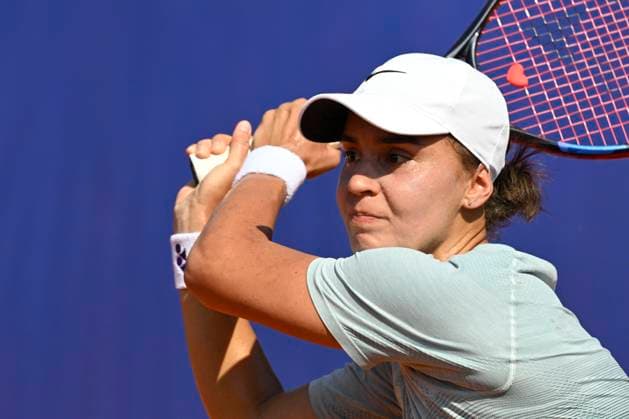 Anhelina Kalinina of Ukraine (pictured) in action during the WTA, Tennis Damen women s tennis tournament Livesport Prague Open 2024 match against Czech Sara Bejlek in Prague, Czech Republic, July 21, 2024. (CTKxPhoto MichalxKamaryt) CTKPhotoP2024072103993  CTKPhotoP2024072103993