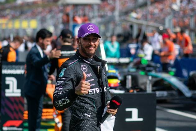 Lewis Hamilton (Mercedes AMG Petronas Formula One Team, Großbritannien, 44) freut sich im Parc Ferme ueber Platz 3 auf dem Podium, HUN, Formel 1 Weltmeisterschaft, Grand Prix von Ungarn, Hungaroring, Rennen, 21.07.2024 HUN, Formel 1 Weltmeisterschaft, Grand Prix von Ungarn, Hungaroring, Rennen, 21.07.2024 Mogyorod Copyright: xEibner-Pressefoto Memmlerx EP_MMR