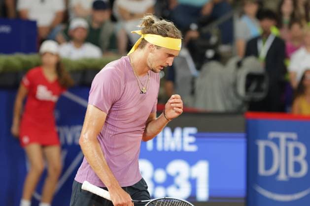 Tennis Herren ATP, Tennis Herren Tennis Herren Tour 500 European Open Hamburg, Hamburg Open ATP 500 2024 , 21.07.2024 , Finale , Alexander Zverev GER enttaeuscht, enttaeuscht schauen , traurig , frustriert , frust , gefrustet , nachdenklich Copyright: FernandoxSoares
