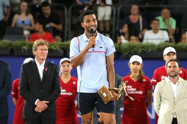 Tennis Herren ATP, Tennis Herren Tennis Herren Tour 500 European Open Hamburg, Hamburg Open ATP 500 2024 , 21.07.2024 , Finale , Arthur Fils FRA bedankt sich bei dem Publikum , Gewinner in Hamburg 2024 Copyright: FernandoxSoares