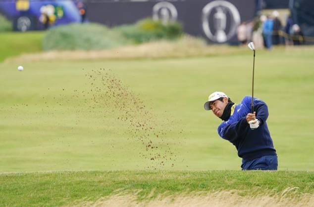 Golf: British Open Japan s Hideki Matsuyama hits out of a bunker on the first hole during the final round of the British Open golf tournament at Royal Troon in Troon, Scotland, on July 21, 2024.  A14AA0003166661P