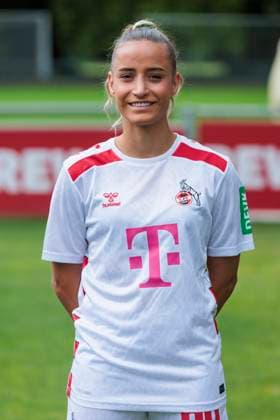 Mannschaftsfoto 1. FC Köln-Frauen, Saison 2024 25; 22.07.2024 Vanessa Leimenstoll (1. FC Köln, 29). Mannschaftsfoto-Termin der Frauen des 1. FC Köln für die Saison 2024 25, am 22.07.2024, Geissbockheim, Köln. Copyright: xBEAUTIFULxSPORTS Meuselx