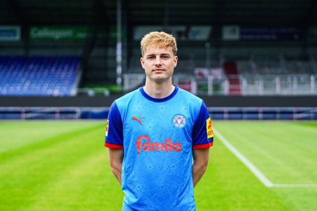 Finn Porath; Holstein Kiel 08 GER, Holstein Kiel, Bundesliga, Portraettermin 2024 2025 GER, Holstein Kiel, Bundesliga, Portraettermin 2024 2025 Kiel Copyright: xEibner-Pressefoto MarcelxvonxFehrnx EP_MFN
