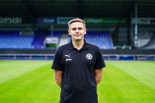 Sebastian Ermuth-von Petersdorff; Holstein Kiel Teammanager GER, Holstein Kiel, Bundesliga, Portraettermin 2024 2025 GER, Holstein Kiel, Bundesliga, Portraettermin 2024 2025 Kiel Copyright: xEibner-Pressefoto MarcelxvonxFehrnx EP_MFN