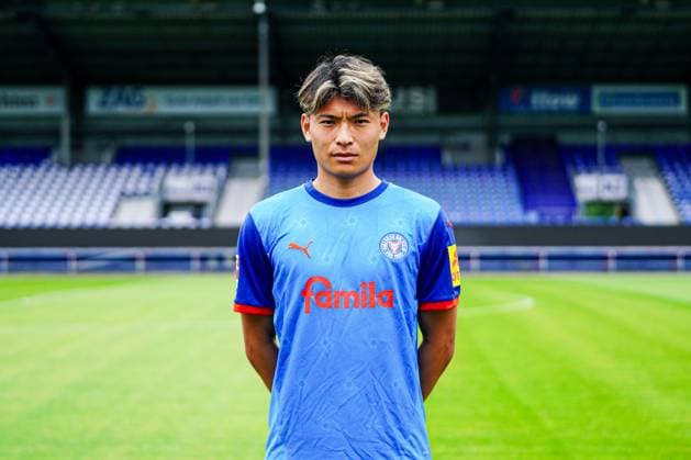 Shuto Machino; Holstein Kiel 13 GER, Holstein Kiel, Bundesliga, Portraettermin 2024 2025 GER, Holstein Kiel, Bundesliga, Portraettermin 2024 2025 Kiel Copyright: xEibner-Pressefoto MarcelxvonxFehrnx EP_MFN