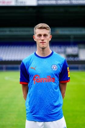 Alexander Bernhardsson; Holstein Kiel 11 GER, Holstein Kiel, Bundesliga, Portraettermin 2024 2025 GER, Holstein Kiel, Bundesliga, Portraettermin 2024 2025 Kiel Copyright: xEibner-Pressefoto MarcelxvonxFehrnx EP_MFN