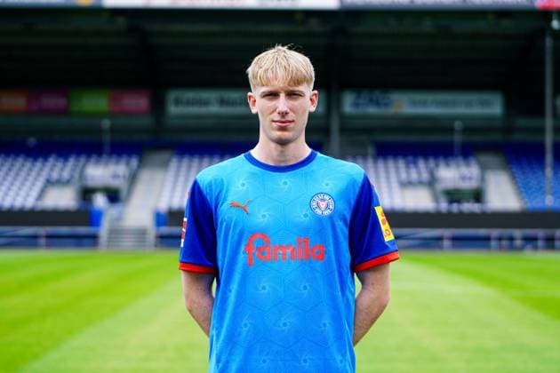 Colin Kleine-Bekel; Holstein Kiel 34 GER, Holstein Kiel, Bundesliga, Portraettermin 2024 2025 GER, Holstein Kiel, Bundesliga, Portraettermin 2024 2025 Kiel Copyright: xEibner-Pressefoto MarcelxvonxFehrnx EP_MFN