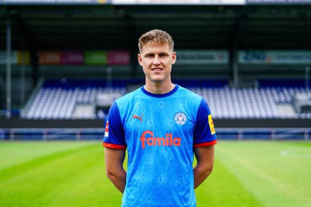 Phil Harres; Holstein Kiel 19 GER, Holstein Kiel, Bundesliga, Portraettermin 2024 2025 GER, Holstein Kiel, Bundesliga, Portraettermin 2024 2025 Kiel Copyright: xEibner-Pressefoto MarcelxvonxFehrnx EP_MFN