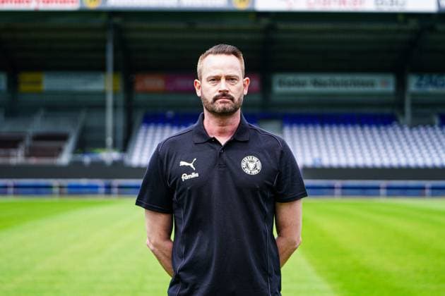 Tim Hoeper; Holstein Kiel Physiotherapeut GER, Holstein Kiel, Bundesliga, Portraettermin 2024 2025 GER, Holstein Kiel, Bundesliga, Portraettermin 2024 2025 Kiel Copyright: xEibner-Pressefoto MarcelxvonxFehrnx EP_MFN