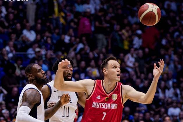 London, England, July 22 2024: Johannes Voigtmann (7 Germany) in action during the USA Basketball Showcase game between USA and Germany at The O2 Arena in London, England. (Pedro Porru SPP)  Copyright: xPedroxPorrux xSPPx spp-en-PePoSp-4F8A2007