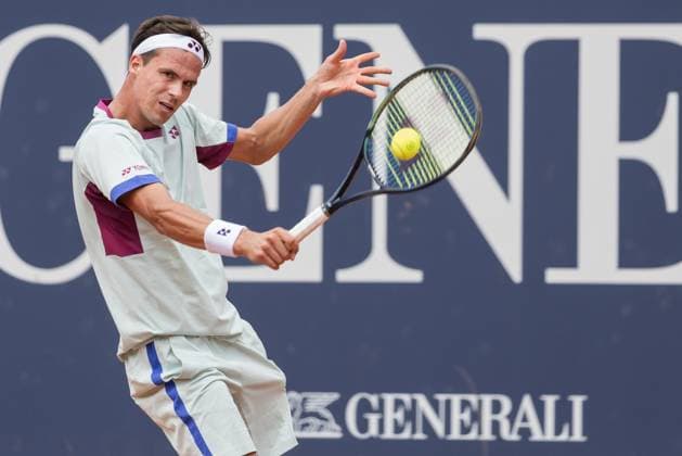 23.07.2024, Sportpark, Kitzbühel, AUT, ATP, Tennis Herren Tour, Generali Open Kitzbühel, 1. Runde, im Bild Daniel Altmaier (GER) Daniel Altmaier of Germany during 1st round match of Generali Open Tennis Tournament of the ATP Tour at the Sportpark in Kitzbühel, Austria on 2024 07 23. Expa Kitzbühel
